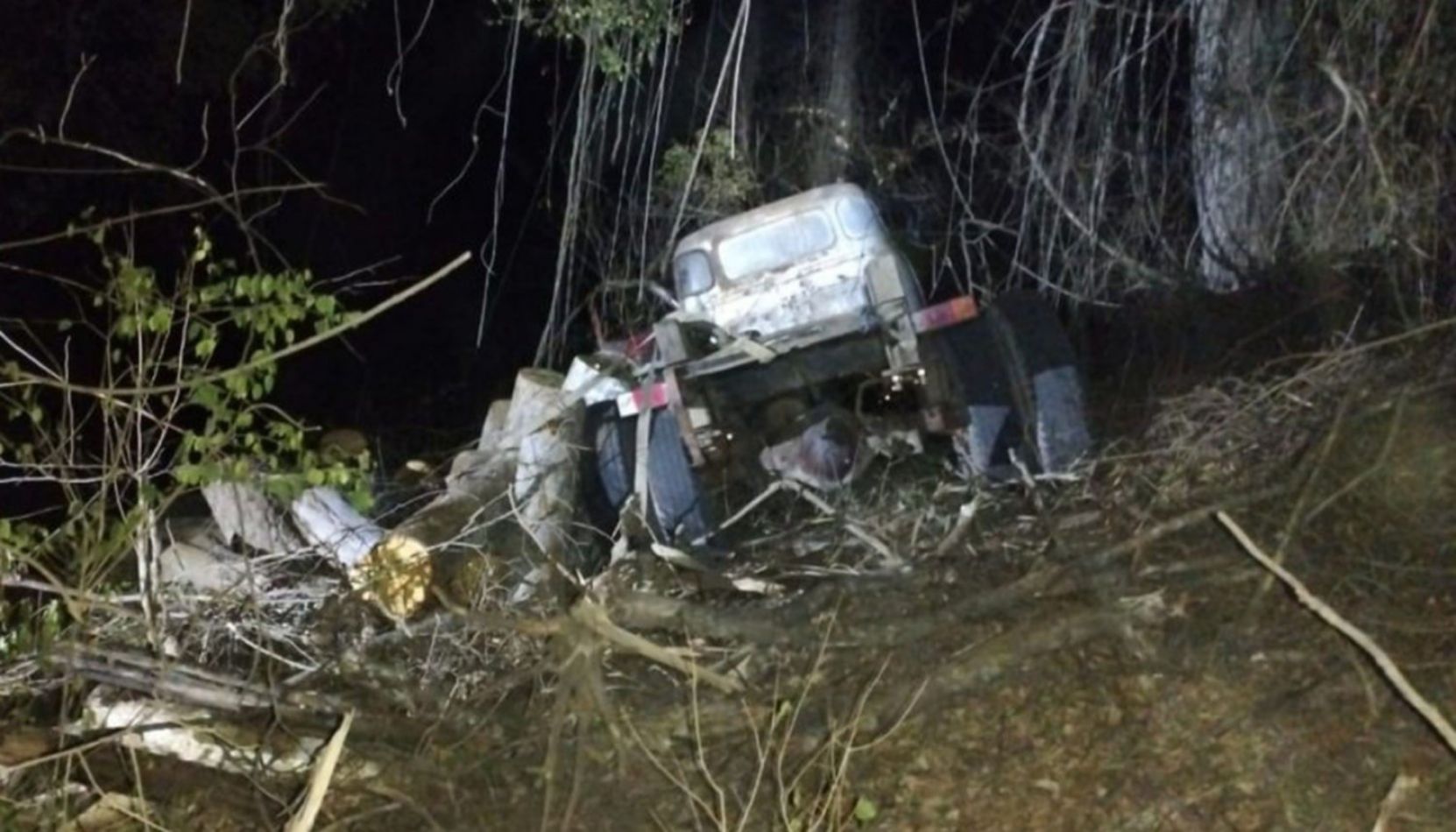 Tragedia vial en Orán: Cayó de un camión y murió en forma instantánea