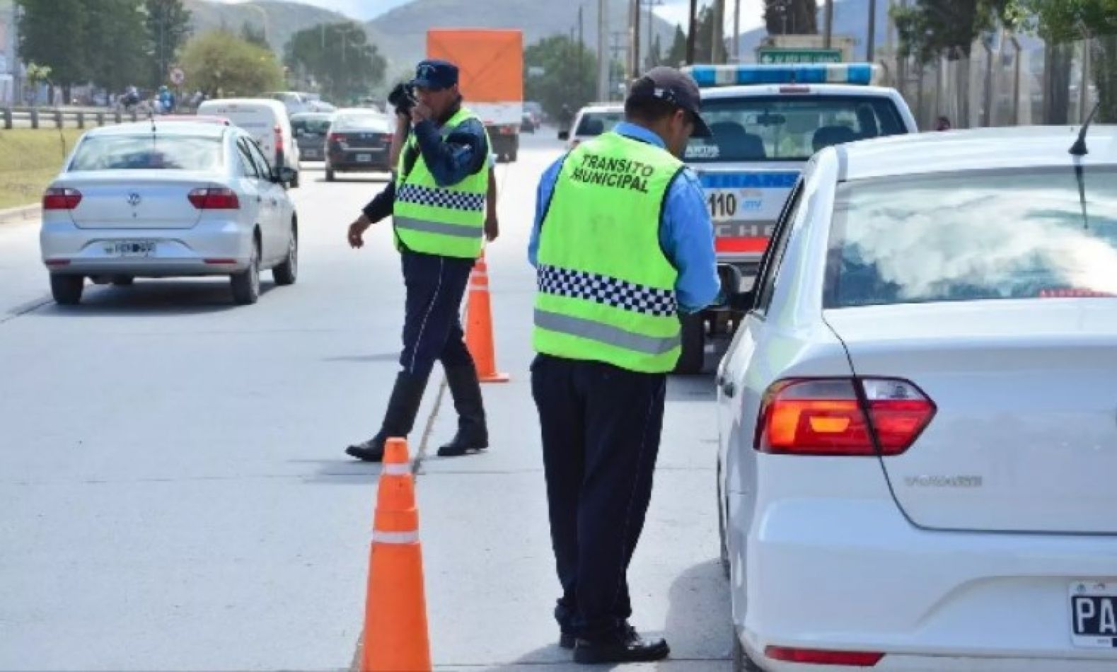 Marcha atrás con las multas en Salta: agentes de Tránsito podrán labrar infracciones