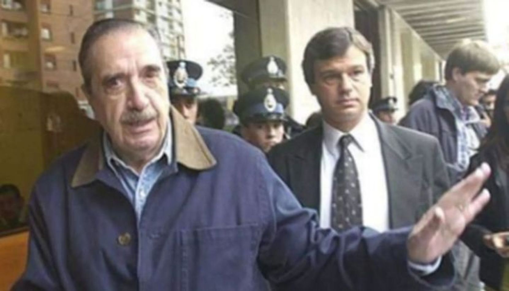 “No te podés confiar”, el custodio de Alfonsín que vivió un atentado similar